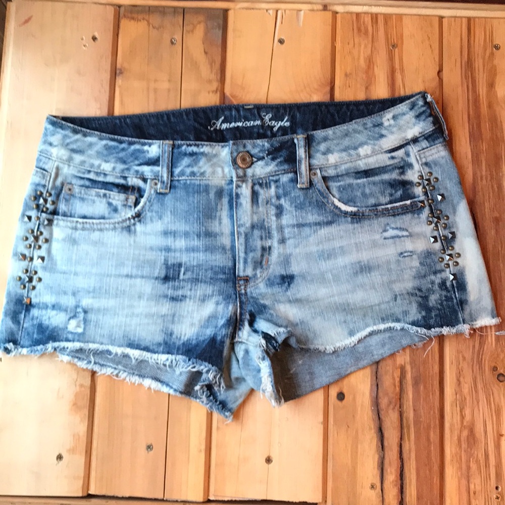 AE NWOT Distressed Studded Shorts